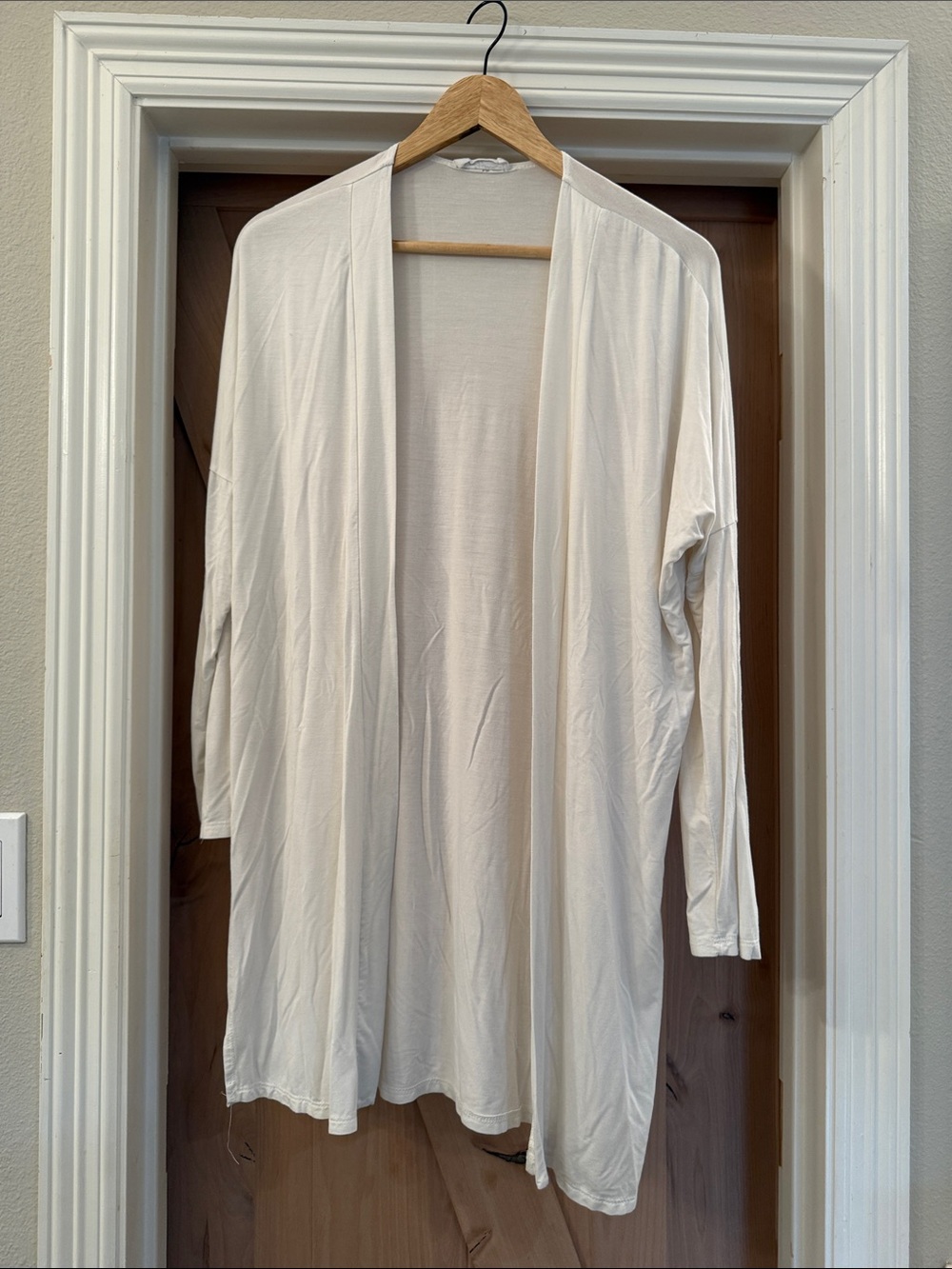 Carly Jean Los Angeles Cream Open-Front Lightweight Cardigan